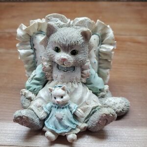 CALICO KITTENS Friends Are Cuddles of Love Gray Cat on Pillow   Resin Figurine
